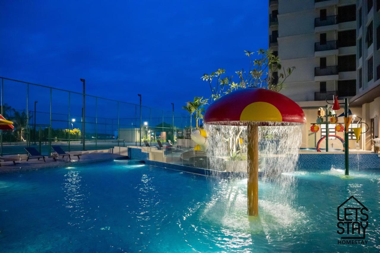 Luxury Couple Suites L Free Netflix L Massage Chair L Bathtub L Wifi 200Mbps L Town Area Bali Residence Malacca エクステリア 写真