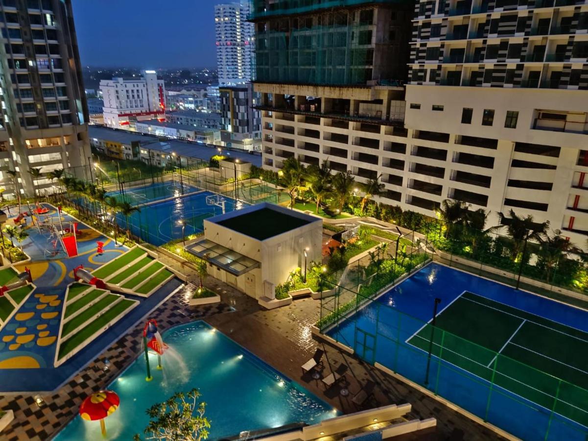 Luxury Couple Suites L Free Netflix L Massage Chair L Bathtub L Wifi 200Mbps L Town Area Bali Residence Malacca エクステリア 写真
